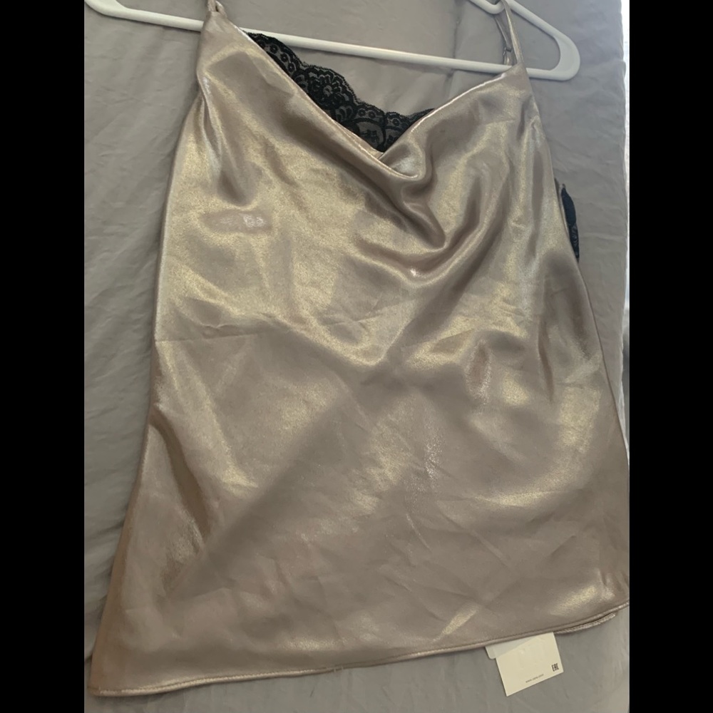 🚨OFFERNOW🚨NWT ZARA TANK WITH LACE DETAILING